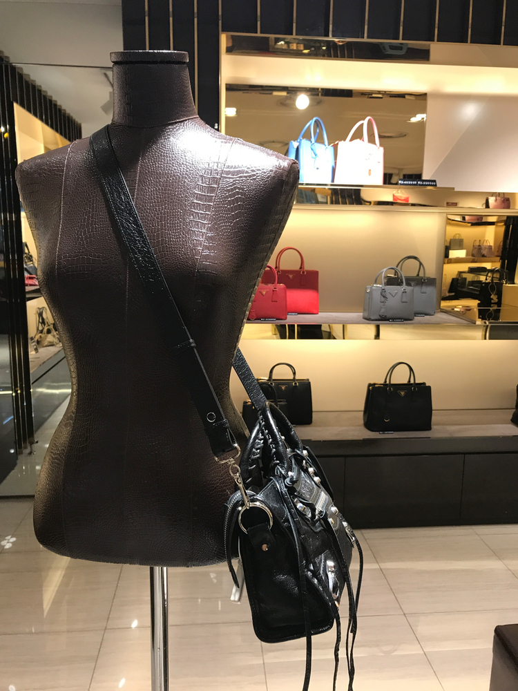 New Luxury Gallery Valencia Classic Mini City Bag 