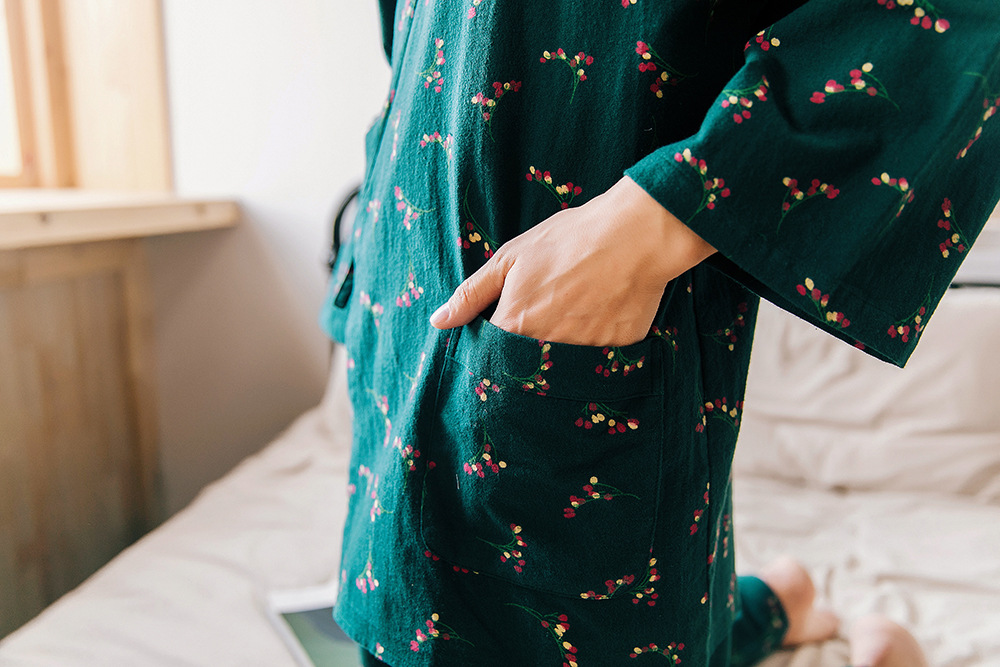 New imported fine flower Yukata couple pajamas hon