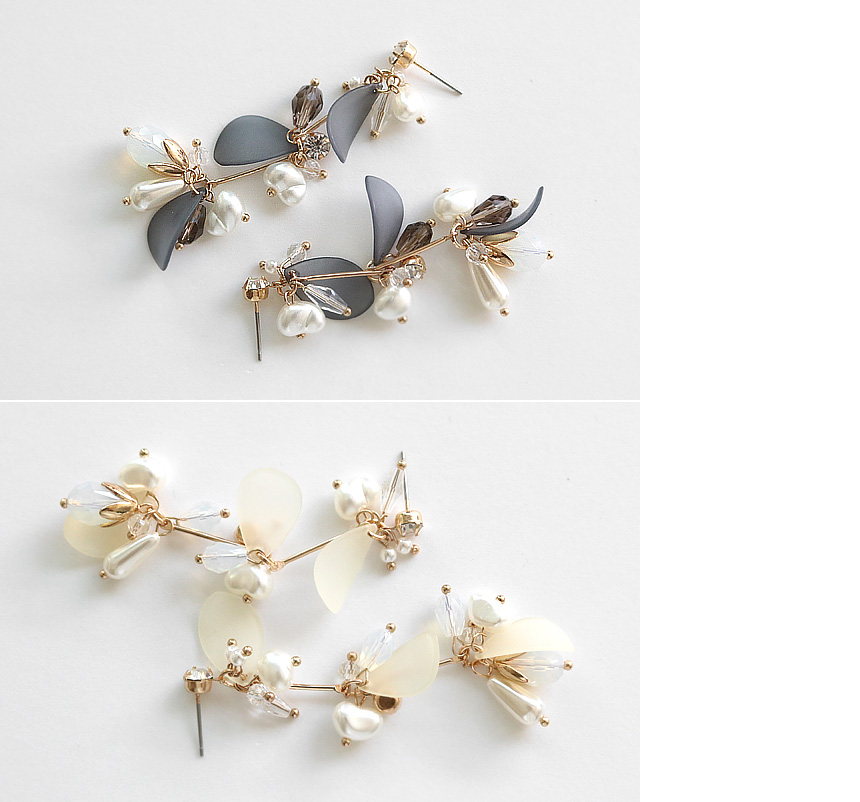 Beads Decorative Petal Drop Earrings E553 Autumnal