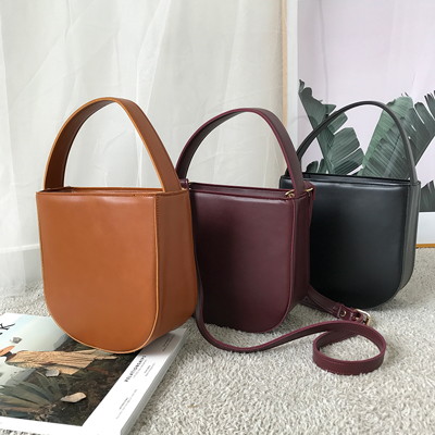 NEW FASHION LADY GIRL Blouse V-neck dot blouse