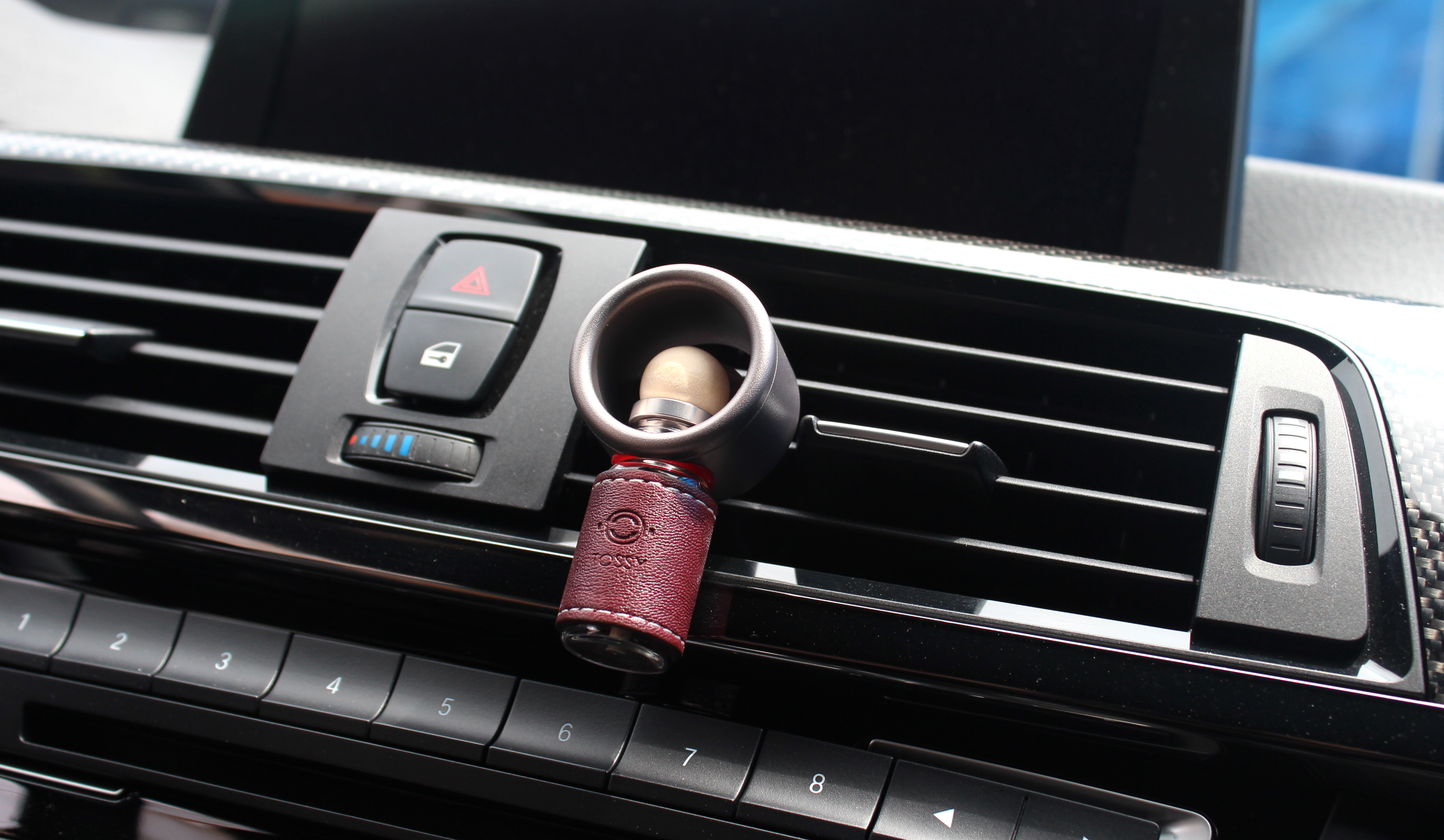 Car Air Freshener Breeze Man Charcoal Car Tank Air