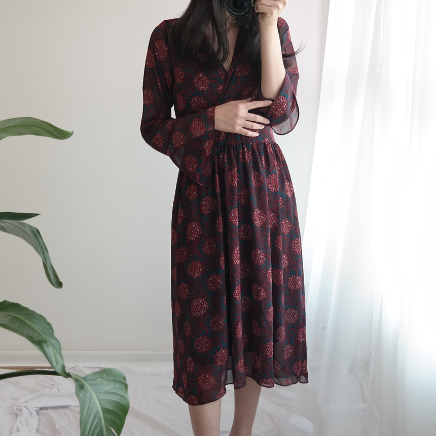 Autumn Flower Pattern Chiffon Wrap One Piece Visit