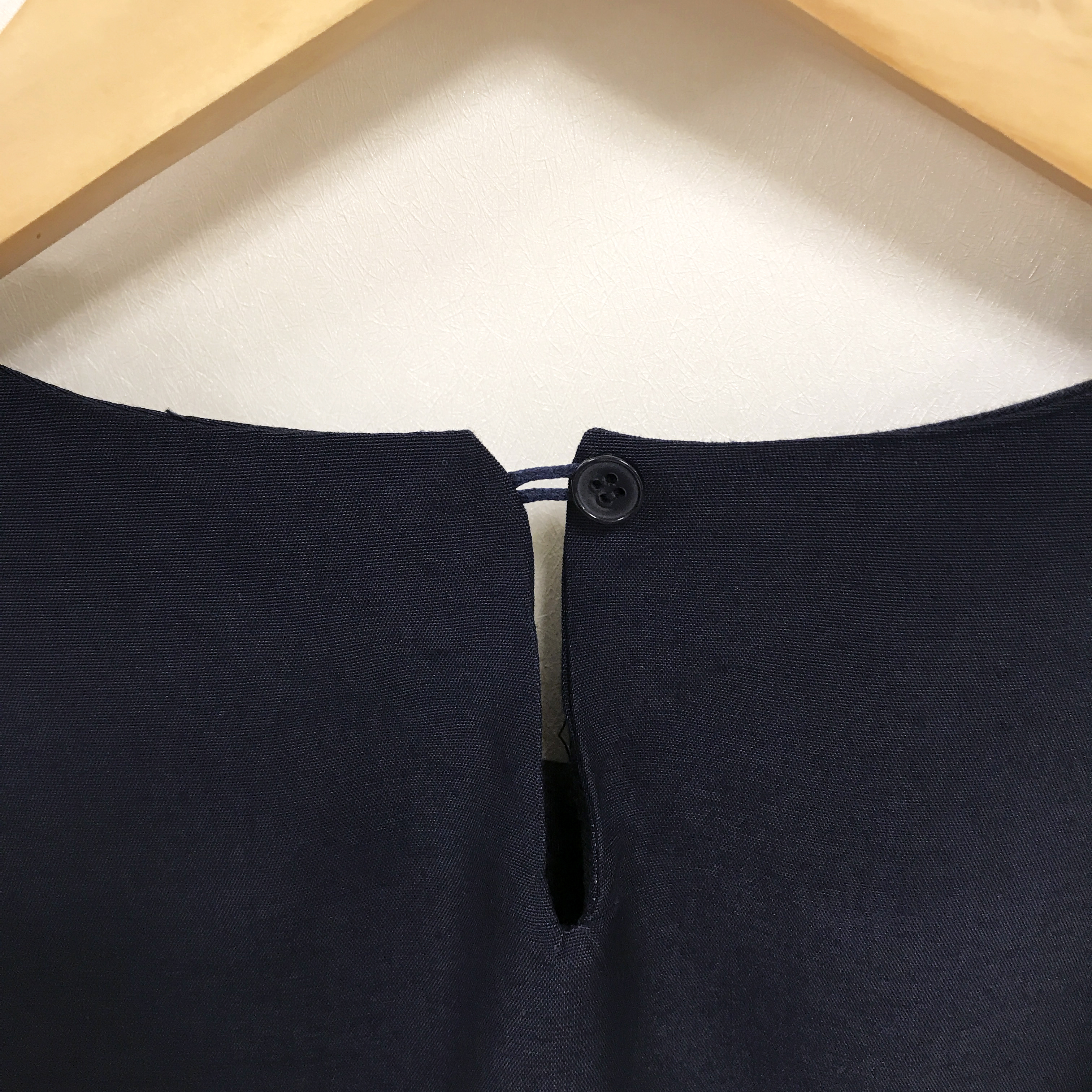 Unisex sexy blouse with 2color roulette tweezers