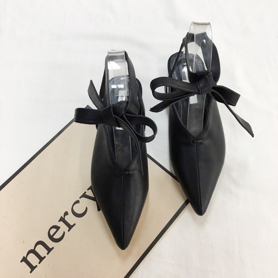 New Poundi Spiky Nose Thong Blotter 1color Daily C