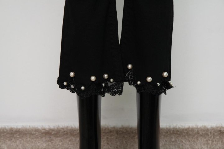 Women Jeans Pants Busting in the waist pearl boots