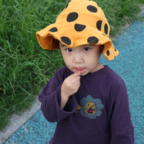 Toddler dotted cap red, yellow, white, green Child