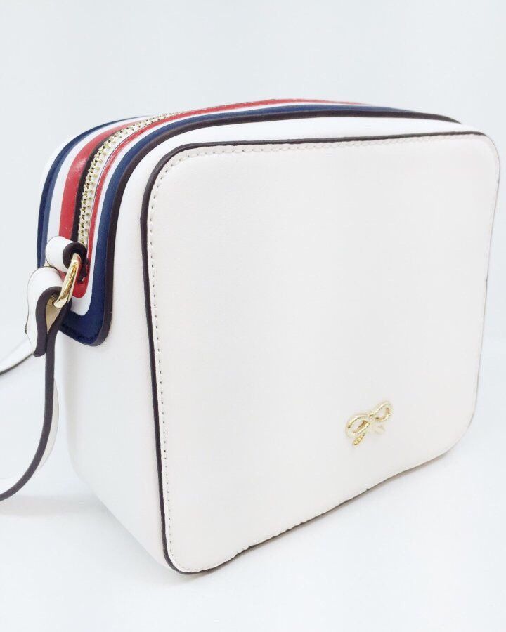 New Anya Smile Box Bag Punching Bag Mini Black 2 C