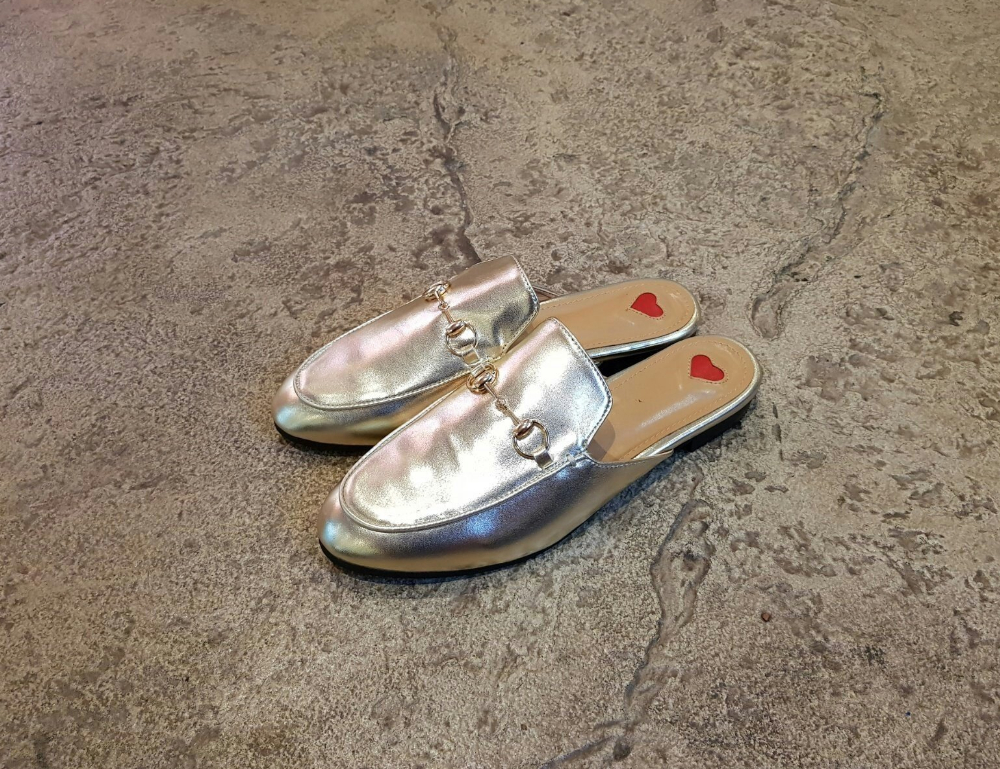 New chic looper slippers Stylish charming shoes Re