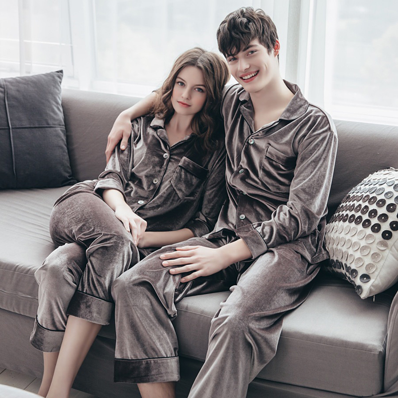 New imported velvet Couple sleeping pajamas availa
