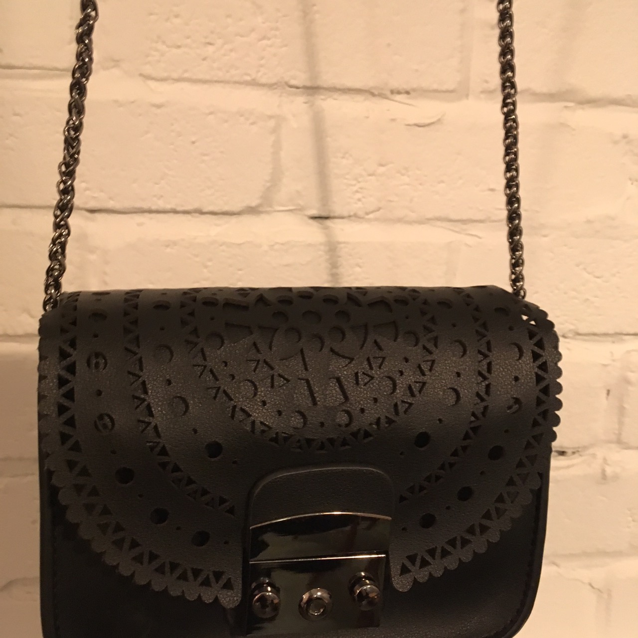 New Mini Punching Cross Unique Wedding Look Cody D