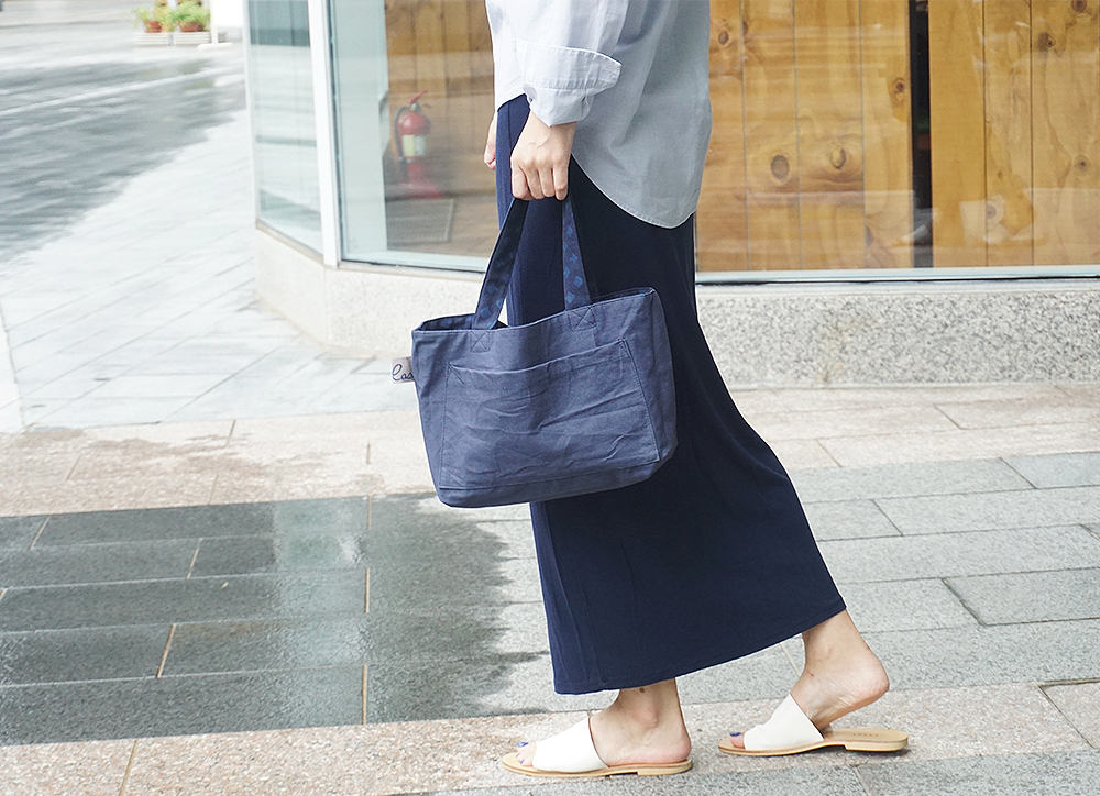 New Women's Bags EZ Tote Echo Bag