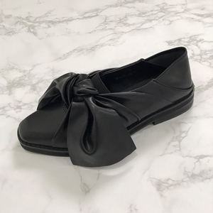 New Royal Ribbon Knot Leather Roper Black Can be w