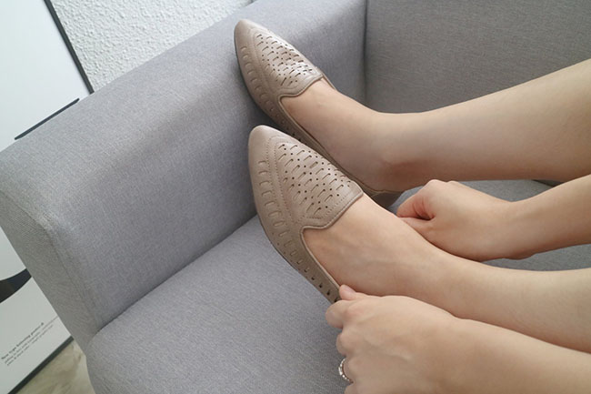 New Amy Horny Leather Loafer Roger Female Shoes Sh