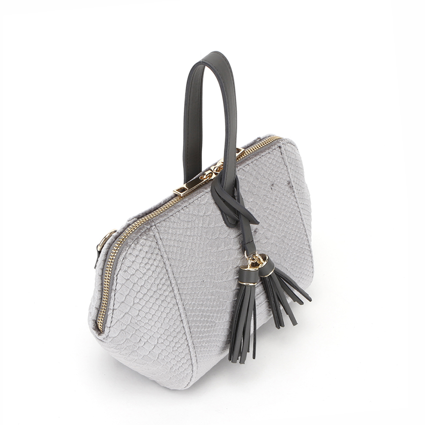 New mini tassel cross crocodile back kerchief leat