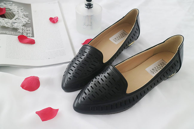 New Amy Horny Leather Loafer Roger Female Shoes Sh