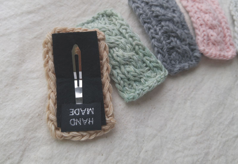 New Hand Knit Pin Ribbon Toddler Pin Accessories H