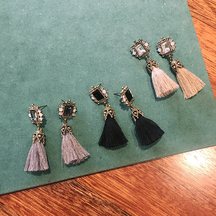 Antique Square Cubic Tessel Earrings Titanium Sedu