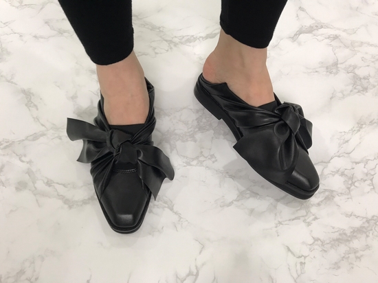 New Royal Ribbon Knot Leather Roper Black Can be w