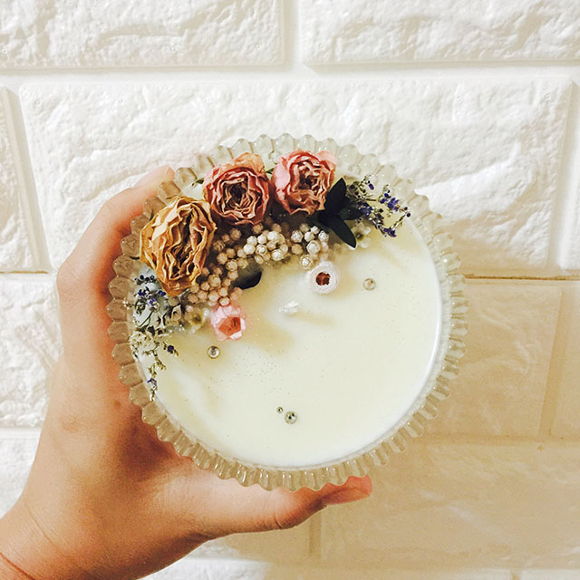 NEW CANDLE Flower Soya Candle 250ml Urban Chic Hig