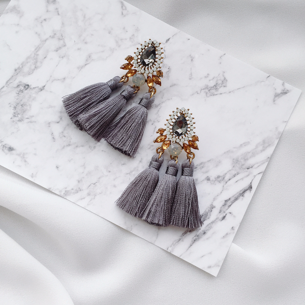 Muse drip antique bold tassel earrings 4color tass