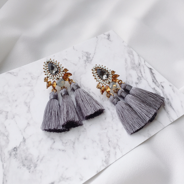 Muse drip antique bold tassel earrings 4color tass