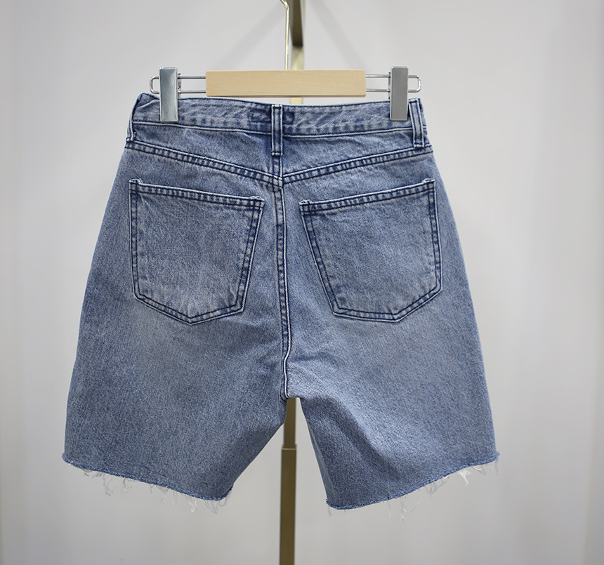 Women Short Pants 5