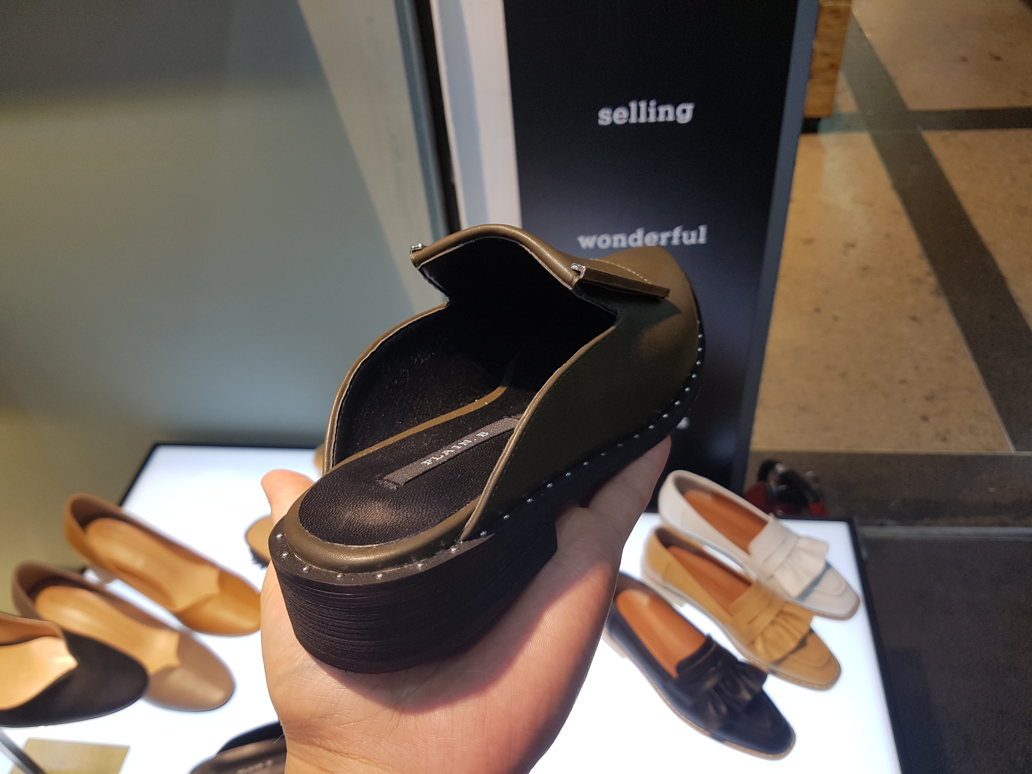 New 3cm Black White Khaki 3cm Slipper Sling Bag