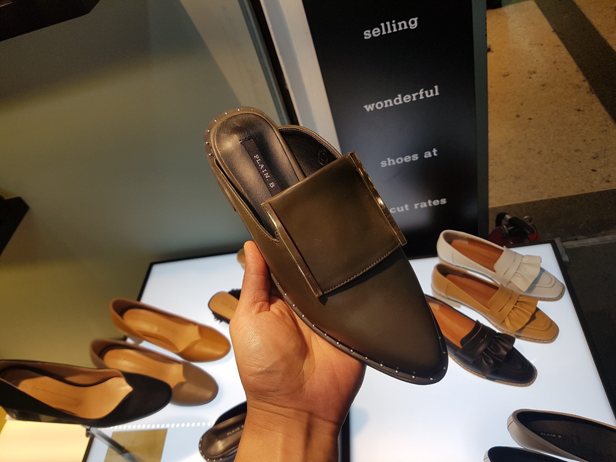 New 3cm Black White Khaki 3cm Slipper Sling Bag