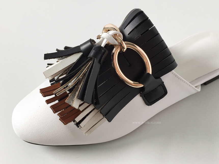 Newton's Tone Fringe Tassel Blower 1.8cm 2color