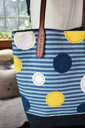 New Women's Bags Dot Stripe Middle Back