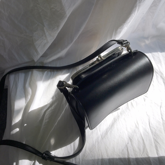 New Low mini cross Square back coat suitable for d