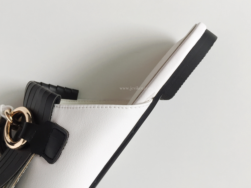 Newton's Tone Fringe Tassel Blower 1.8cm 2color