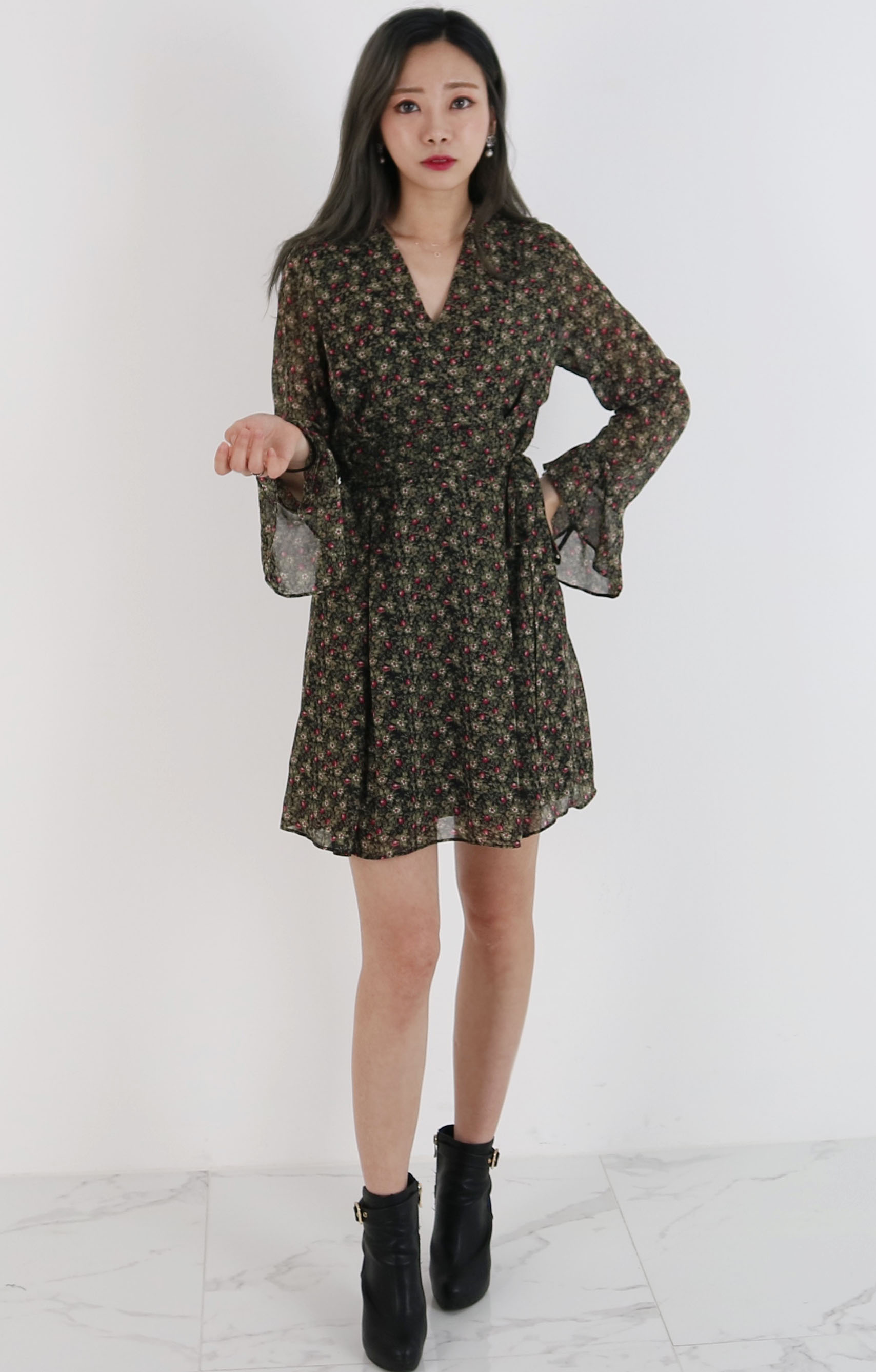 New Women Dress Autumn Chiffon Flower Passenger On