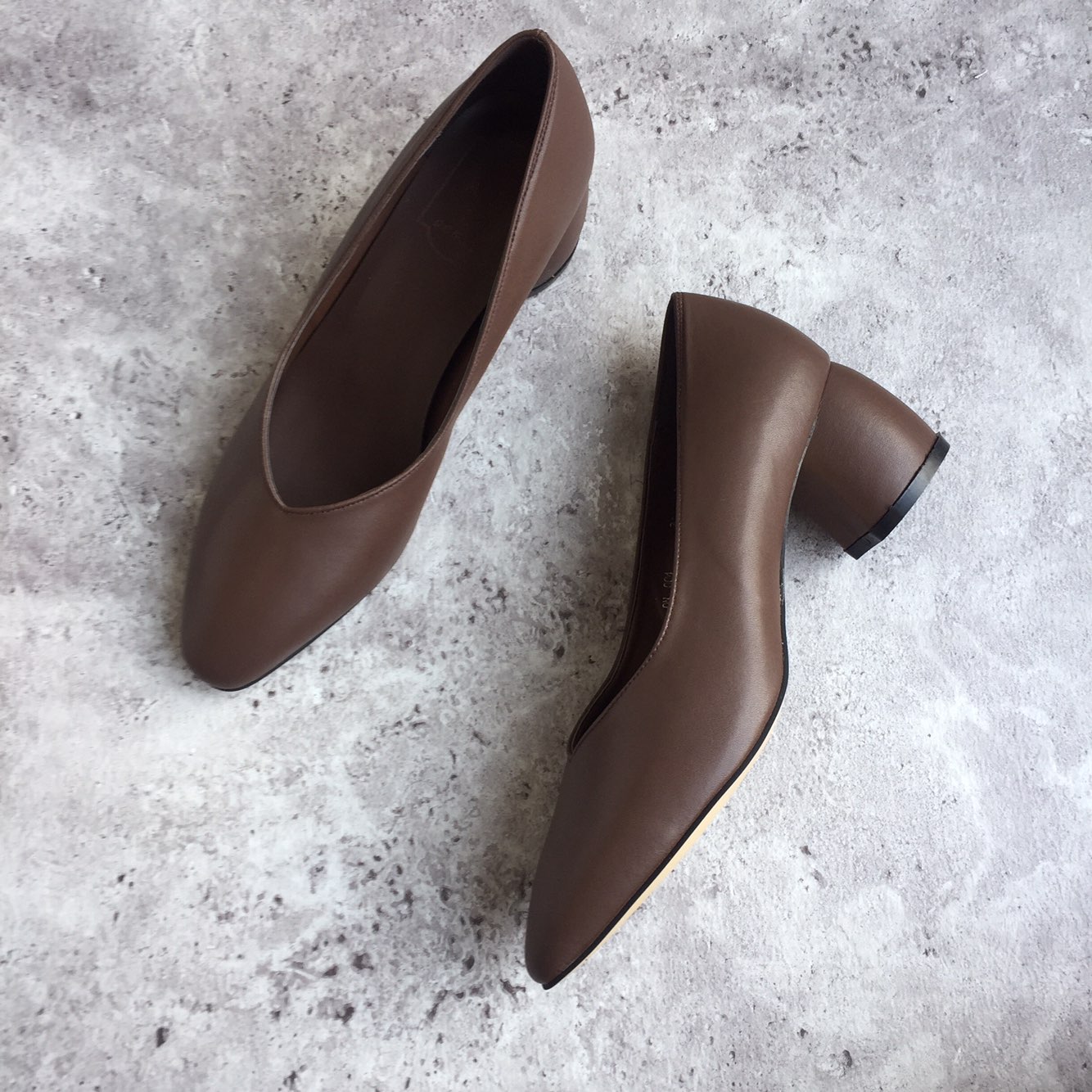 Retro Tongue Pumps 6cm Memory Foam Middle Hill Kea