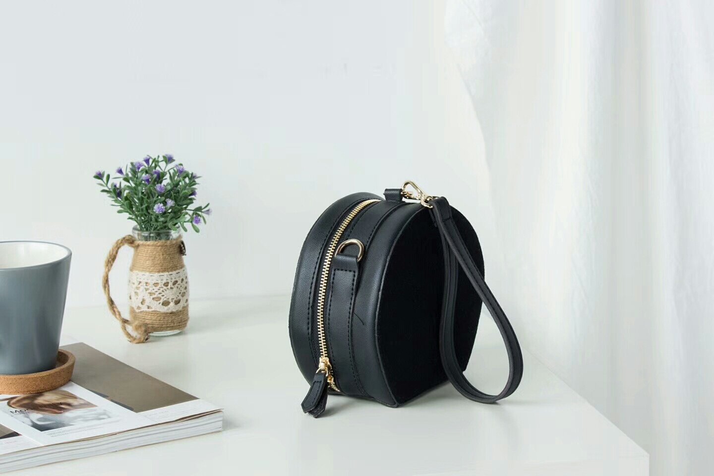 New Mini-sized vandal strap Bags Crossed Shoulder 