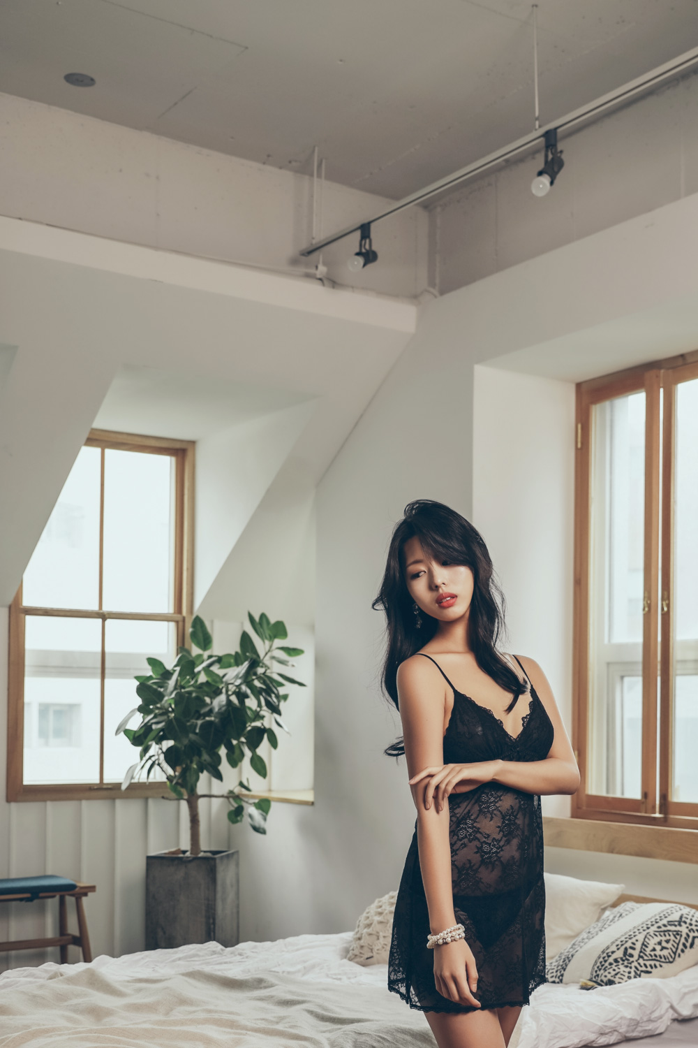 NEW SEXY LINGERIE Shannon Lace slip-on tee shorts 