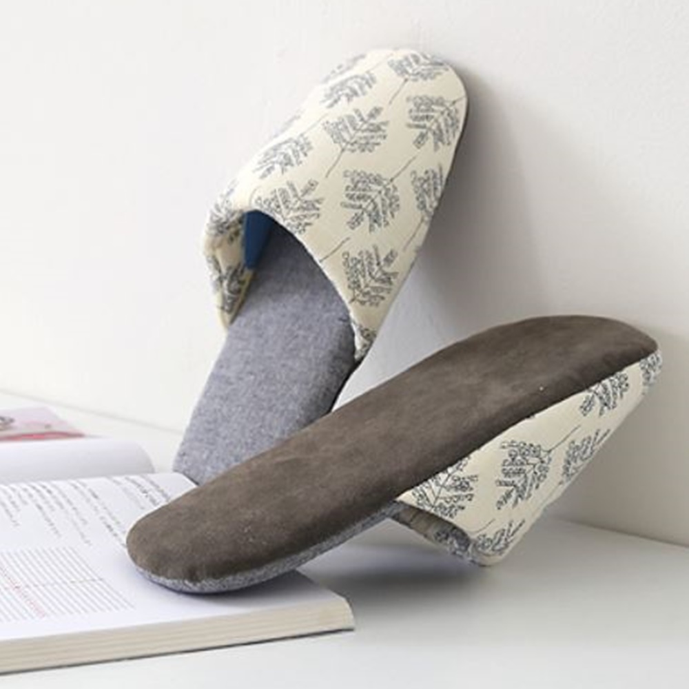 NEW HOME BATHROOM SLIPPERS Nordic style living roo