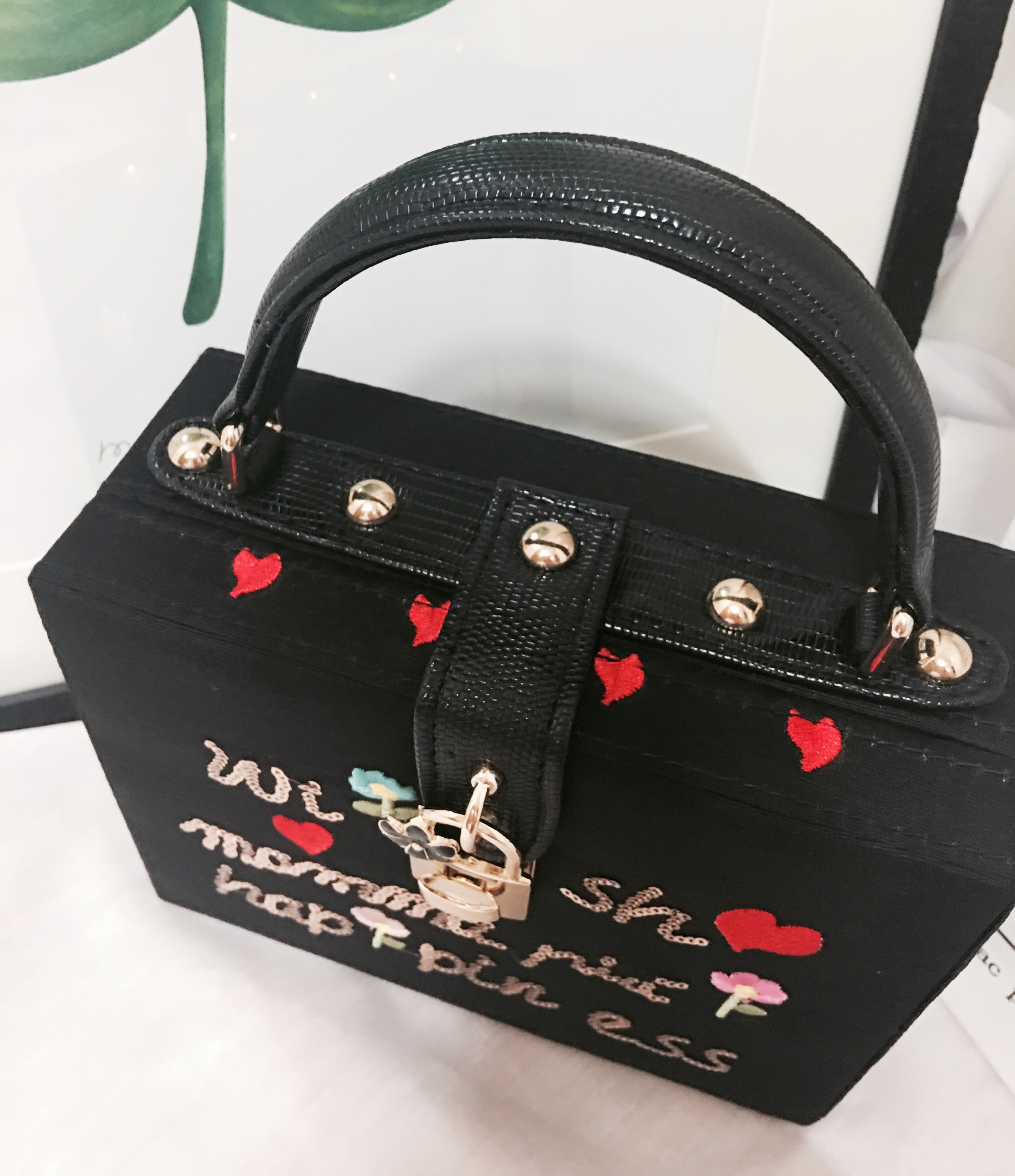 New Sequins Embroidered Mini Cross Back Bag 20 Wom