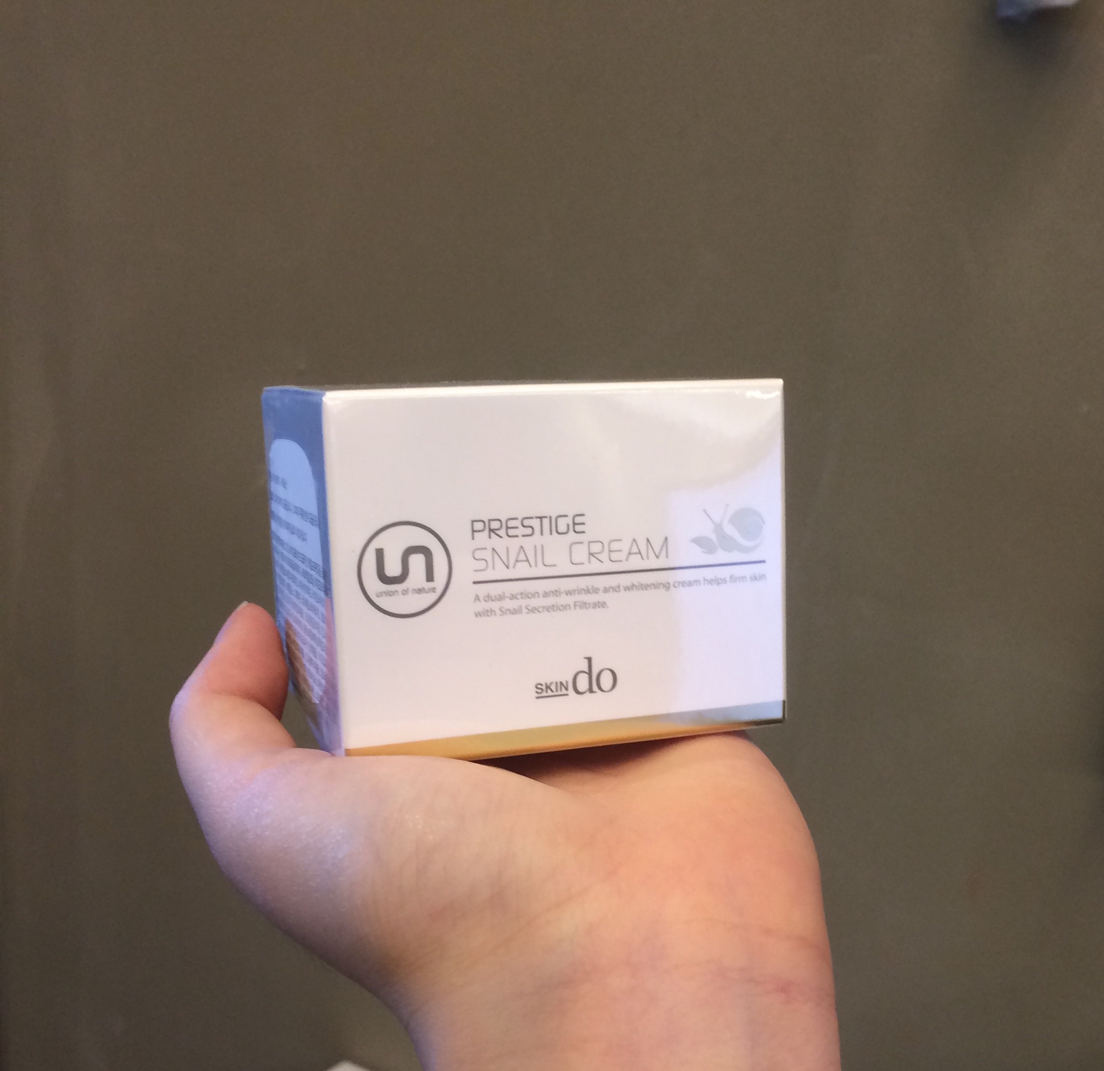 New gift items, ships same day Snail cream Creamy 