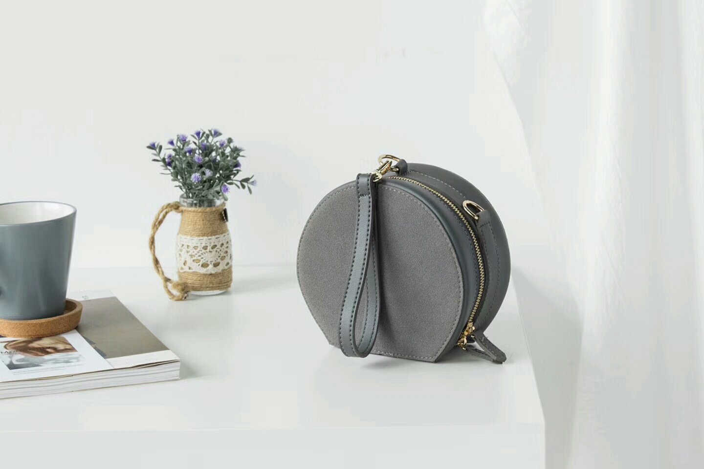 New Mini-sized vandal strap Bags Crossed Shoulder 