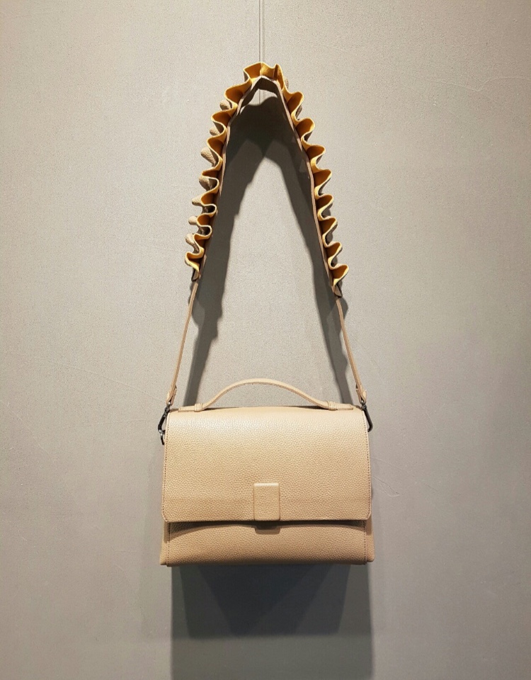New Lucky Shoe Square Tote Shoulder Bag Women's