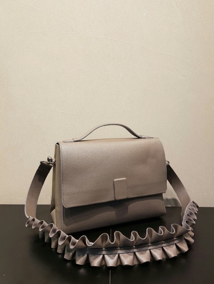New Lucky Shoe Square Tote Shoulder Bag Women's