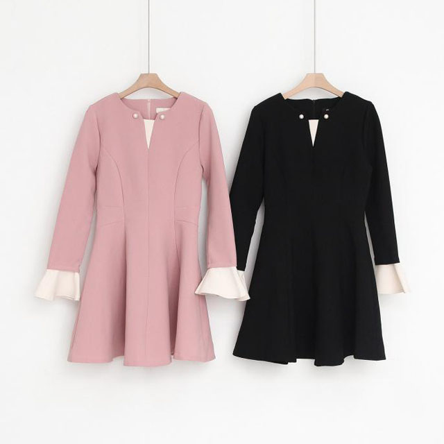 NEW FASHION LADY GIRL DRESS Pearl Horn Sleeve A-Li