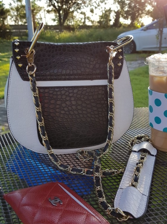 New Gypsy Stud Buckle Python Cross Back Tray Fresh