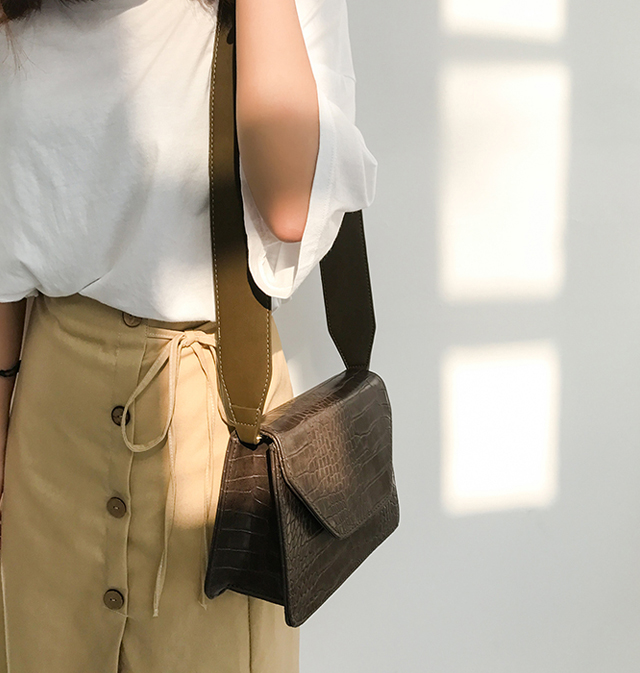 New Crochet Mini Back Python Spaces - NJM1200 Patt