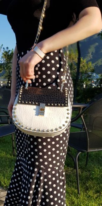 New Gypsy Stud Buckle Python Cross Back Tray Fresh