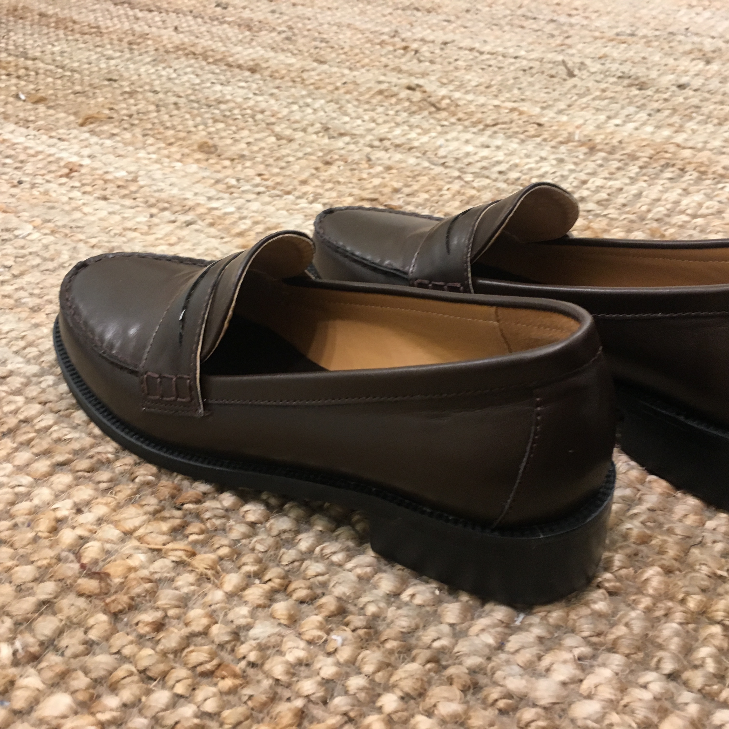 New Looper Unique blunt shoes Luxury shoes Good gr