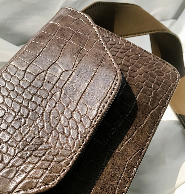 New Crochet Mini Back Python Spaces - NJM1200 Patt