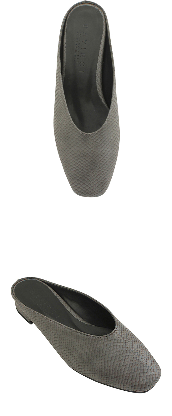 New Square Nose Vampire Blower Gray Slippers Squar