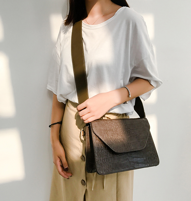 New Crochet Mini Back Python Spaces - NJM1200 Patt